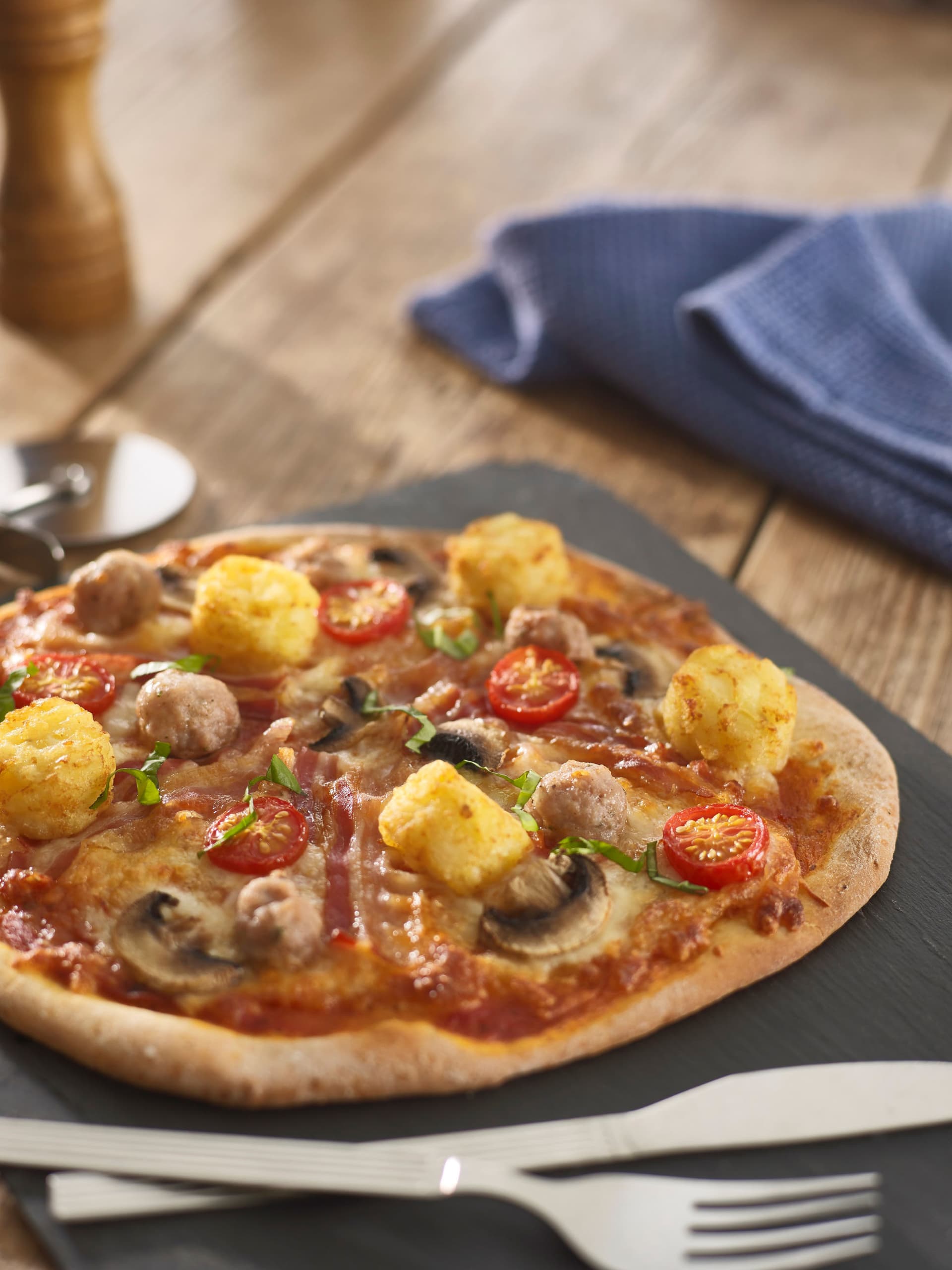 sniadaniowa_pizza_z_placuszkami_rosti_aviko