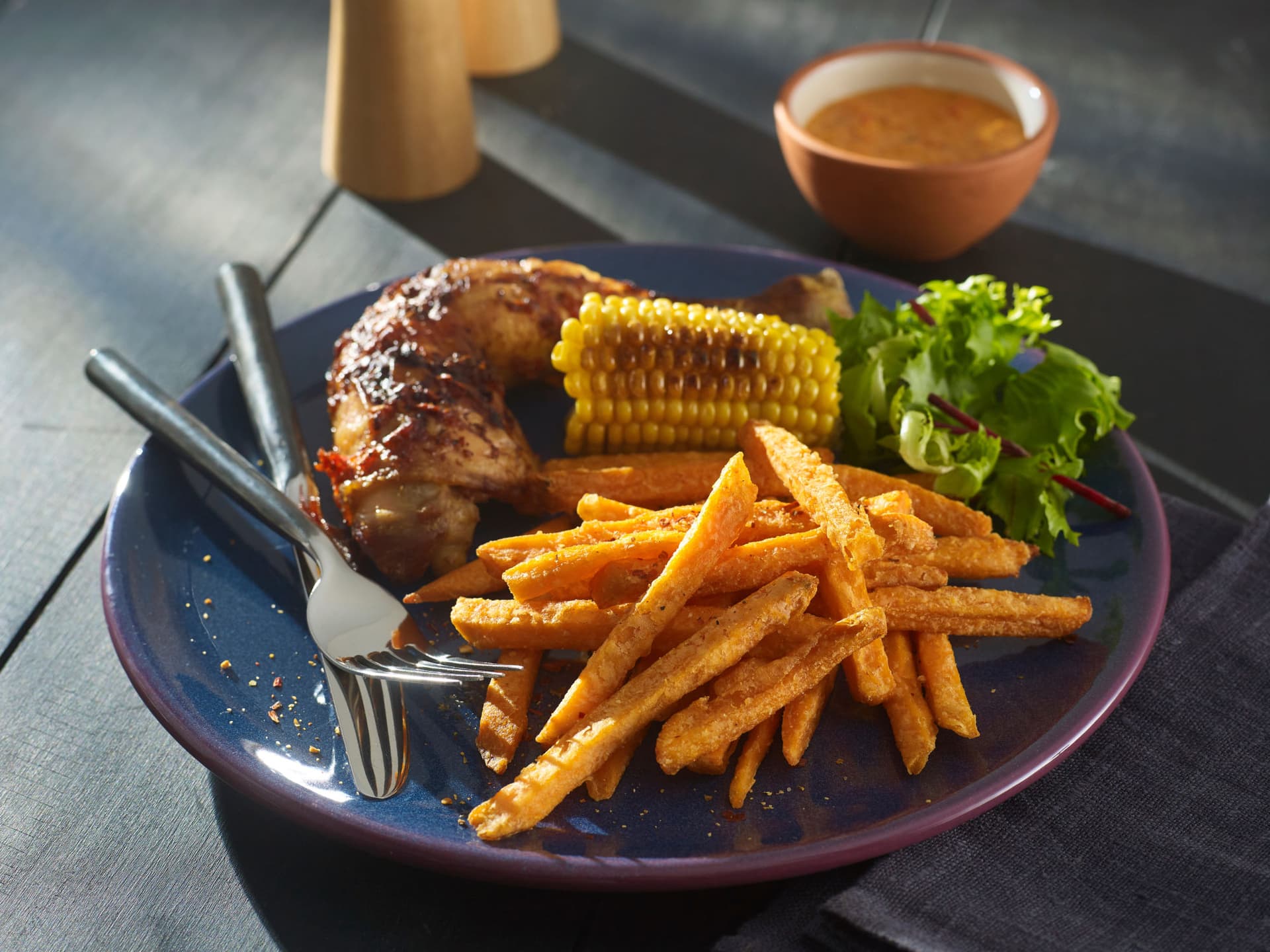 udka_kurczaka_z_piri_piri_i_frytkami_z_batatow_aviko