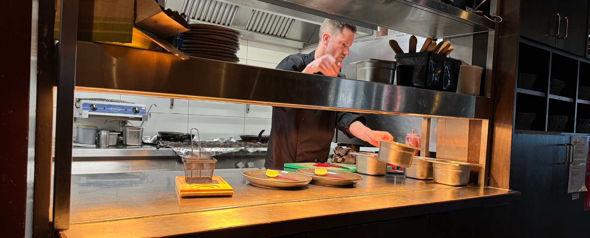 AVFS-240193-01 House of Fries website - Image Block - 1920x755px4