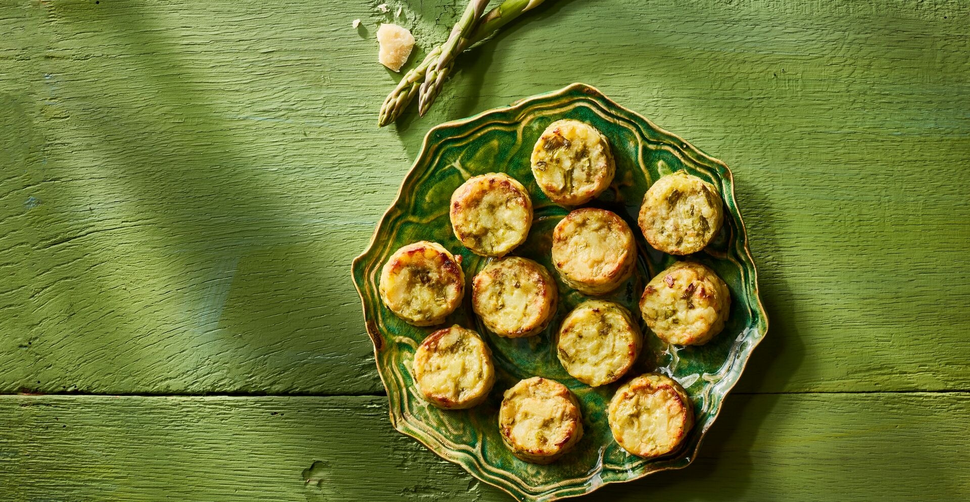 mini-gratiny-ze-szparagami-i-parmezanem-aviko